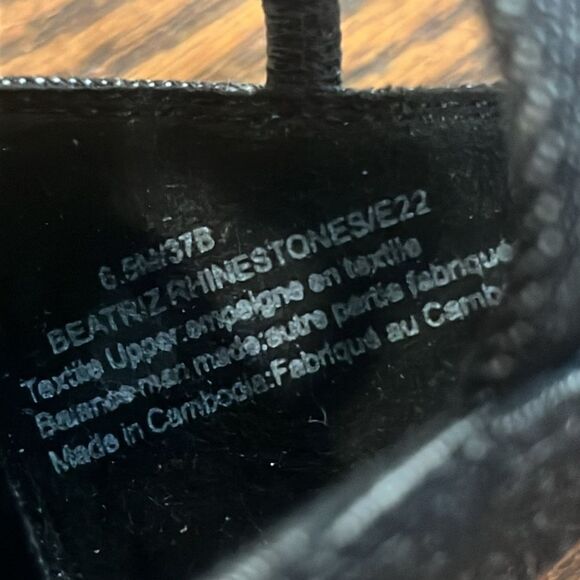NWOB Karl Lagerfeld Paris Beatriz Crystal Cage Sandal size 6.5 Black Denim 4” - Picture 12 of 12